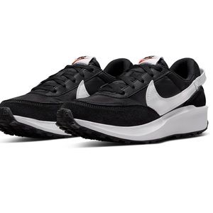 Nike Waffle Debut Sz 7.5 Men/9 Women Black/White